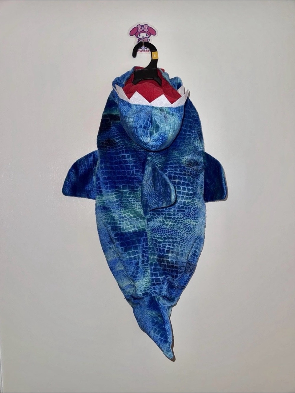 Petco Bootique Shark Hooded Pet Halloween Costume XL (Fits Medium Sized Dog)
